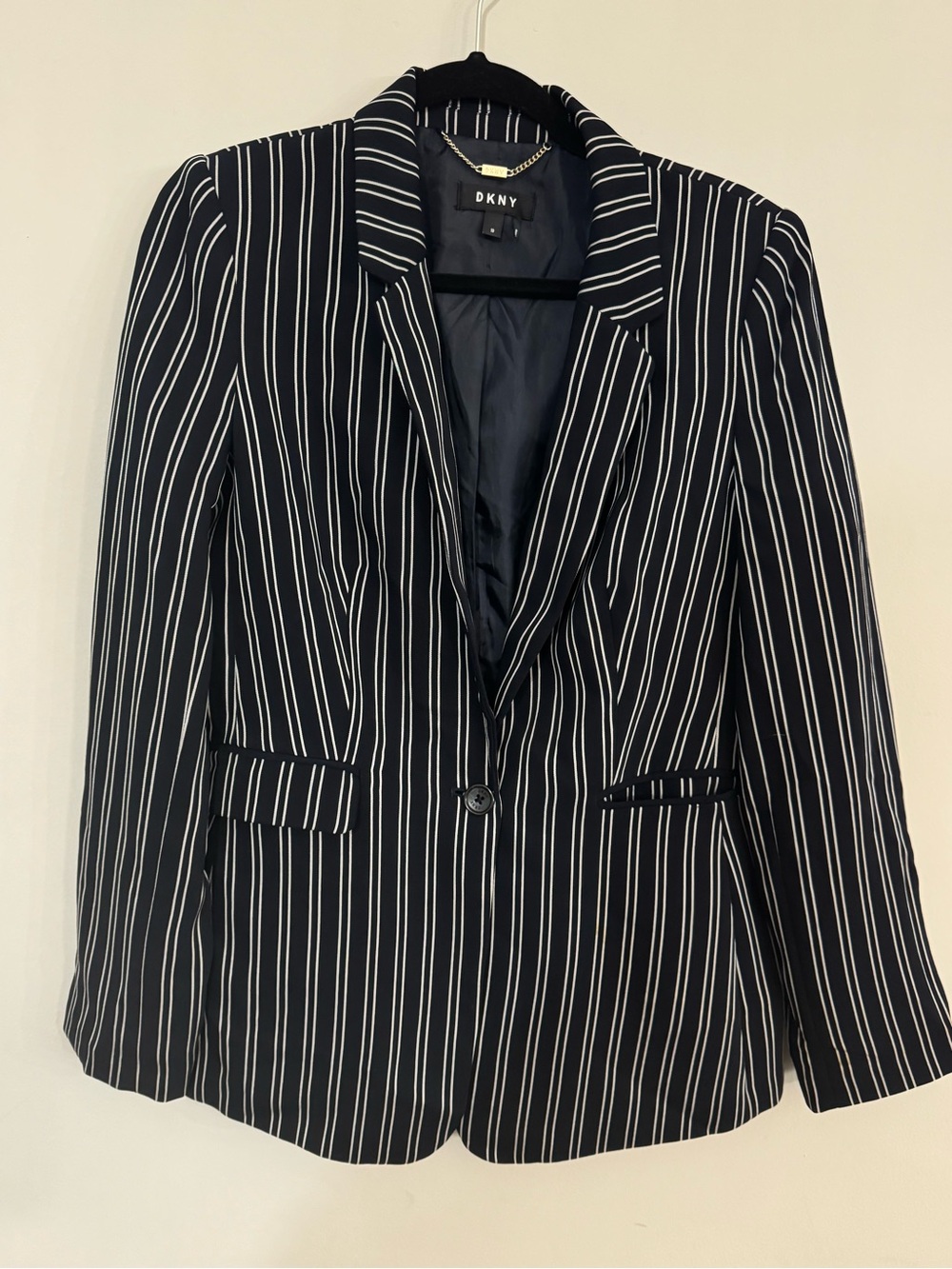 DKNY Navy Pinstripe Blazer Size 10 Career Office One Button Jacket